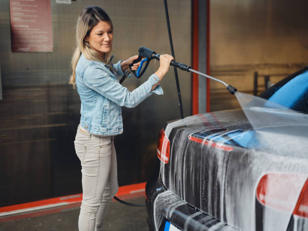 Best Garage Pressure Washing  in Fox Lake Hls, IL